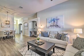 5 Mi to Disney World: Retreat w/ Pool & Lanai!