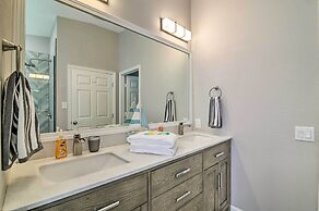 5 Mi to Disney World: Retreat w/ Pool & Lanai!