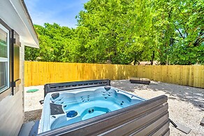 New Braunfels Haven w/ Hot Tub & Fire Pit!