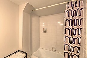 Queen City Sanctuary w/ Views, 3 Mi to Downtown!