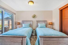 'dream Weaver' House w/ Hot Tub & Ocean View!