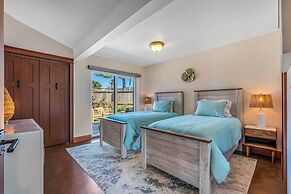 'dream Weaver' House w/ Hot Tub & Ocean View!