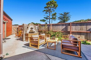 'dream Weaver' House w/ Hot Tub & Ocean View!