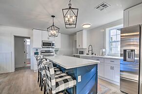 Modern Kanab Home: Fire Pit, Red Rock Views!