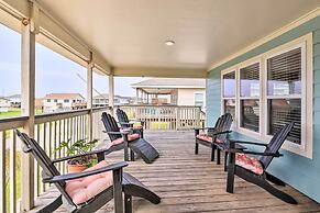 Pool Access & Walk to Beach: Galveston Home