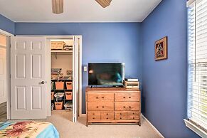 Pool Access & Walk to Beach: Galveston Home