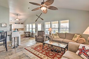 Pool Access & Walk to Beach: Galveston Home