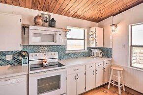 Gulf Coast Views: Stilted Retreat in Galveston!