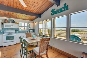 Gulf Coast Views: Stilted Retreat in Galveston!