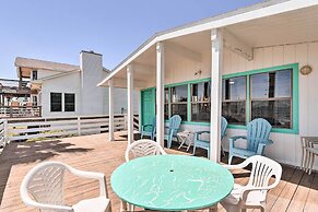 Gulf Coast Views: Stilted Retreat in Galveston!