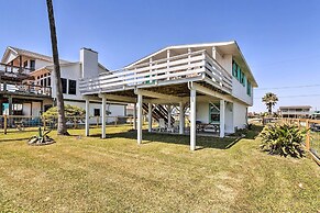 Gulf Coast Views: Stilted Retreat in Galveston!