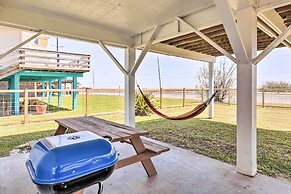 Gulf Coast Views: Stilted Retreat in Galveston!