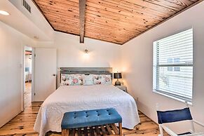 Gulf Coast Views: Stilted Retreat in Galveston!