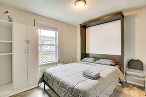 Galveston Cottage ~ 1 Mi to Beach: Pet Friendly!