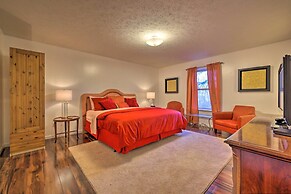 Resort Perks & Lake Access: Poconos Retreat