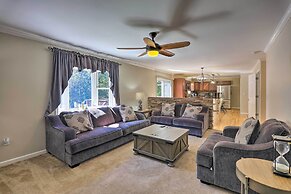 Poconos Escape w/ Hot Tub & Fire Pit