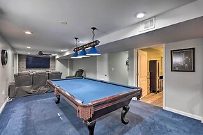 Poconos Escape w/ Hot Tub & Fire Pit