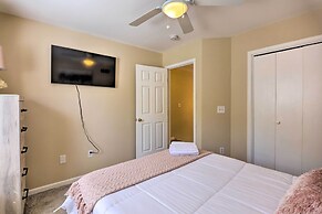 Poconos Escape w/ Hot Tub & Fire Pit