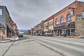 Updated Townhome w/ Hot Tub - Walk to Downtown!