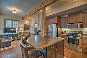 Updated Townhome w/ Hot Tub - Walk to Downtown!