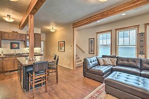 Updated Townhome w/ Hot Tub - Walk to Downtown!