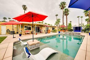 Palm Springs Getaway w/ Pool & Putting Green