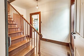 Timeless Winesburg Farmhouse w/ Deck