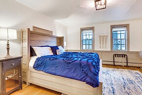 Timeless Winesburg Farmhouse w/ Deck