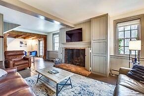 Timeless Winesburg Farmhouse w/ Deck