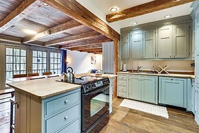 Timeless Winesburg Farmhouse w/ Deck