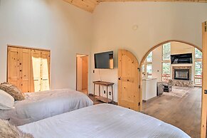 Angel Fire Escape w/ Hot Tub - 2 Mi to Gondola!