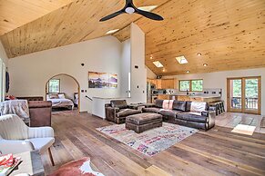 Angel Fire Escape w/ Hot Tub - 2 Mi to Gondola!