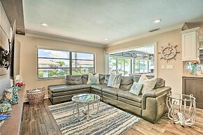 Luxe Cape Coral Escape w/ Pool: 4 Mi to Beach