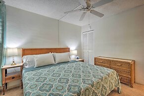 Breezy Condo w/ Screened Lanai in Kailua-kona!