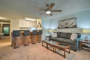 Breezy Condo w/ Screened Lanai in Kailua-kona!