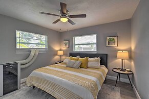 Bright Venice Getaway < 1 Mi to Historic Dtwn