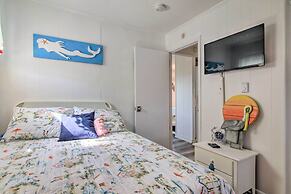 Community Pool & Deck: Ocean City Condo Near Ocean