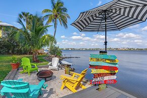 Waterfront Stuart Oasis w/ Hot Tub & Dock!