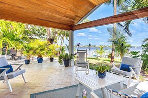 Waterfront Stuart Oasis w/ Hot Tub & Dock!