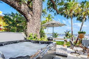 Waterfront Stuart Oasis w/ Hot Tub & Dock!