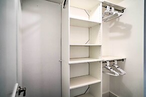 Waterfront Matlacha Home w/ Hot Tub & Grill!