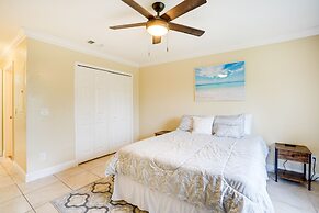 Lehigh Acres Vacation Rental w/ Screened Patio!