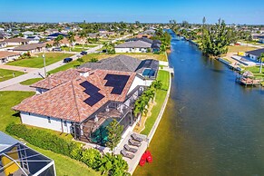 On Canal: Luxe Cape Coral Oasis w/ Pool & Lanai!