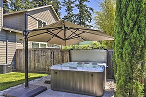 Portland Home w/ Private Hot Tub: 9 Mi to Downtown