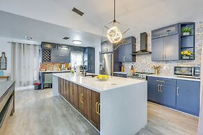 Contemporary Lutz Home: Private Pool, Pet Friendly