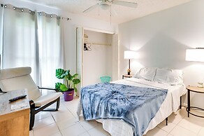 Contemporary Lutz Home: Private Pool, Pet Friendly