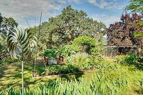 'hilltop Loft' Ukiah Vacation Rental!