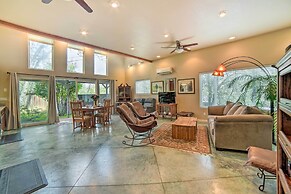 'hilltop Loft' Ukiah Vacation Rental!