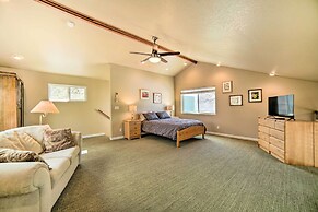 'hilltop Loft' Ukiah Vacation Rental!
