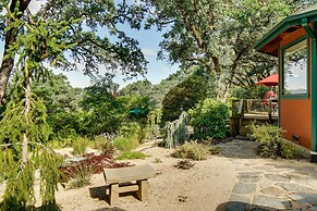 'hilltop Loft' Ukiah Vacation Rental!